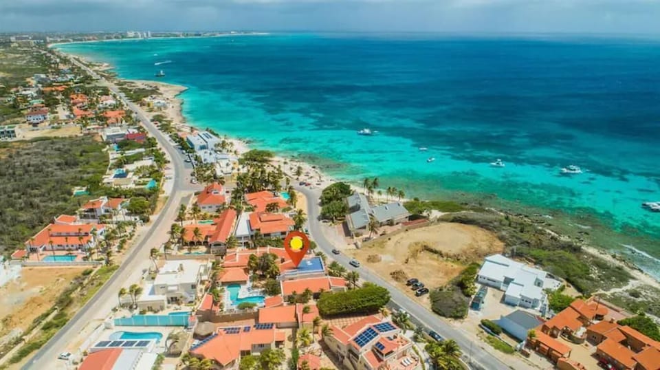 ACROSS FROM BEACH 1BR- Sunset Suite @ MalmokBeach! (7400)