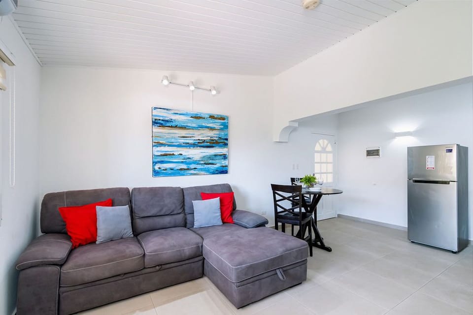 ACROSS FROM BEACH 1BR- Sunset Suite @ MalmokBeach! (16257)