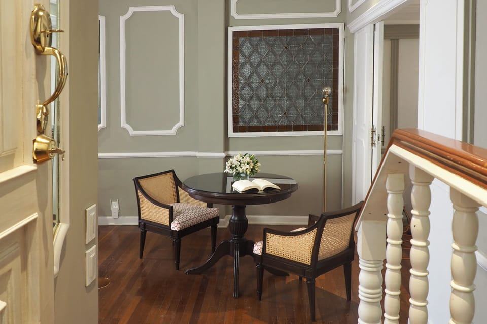Classic Apartment | 2 bedrooms, down comforters, in-room safe, individually decorated