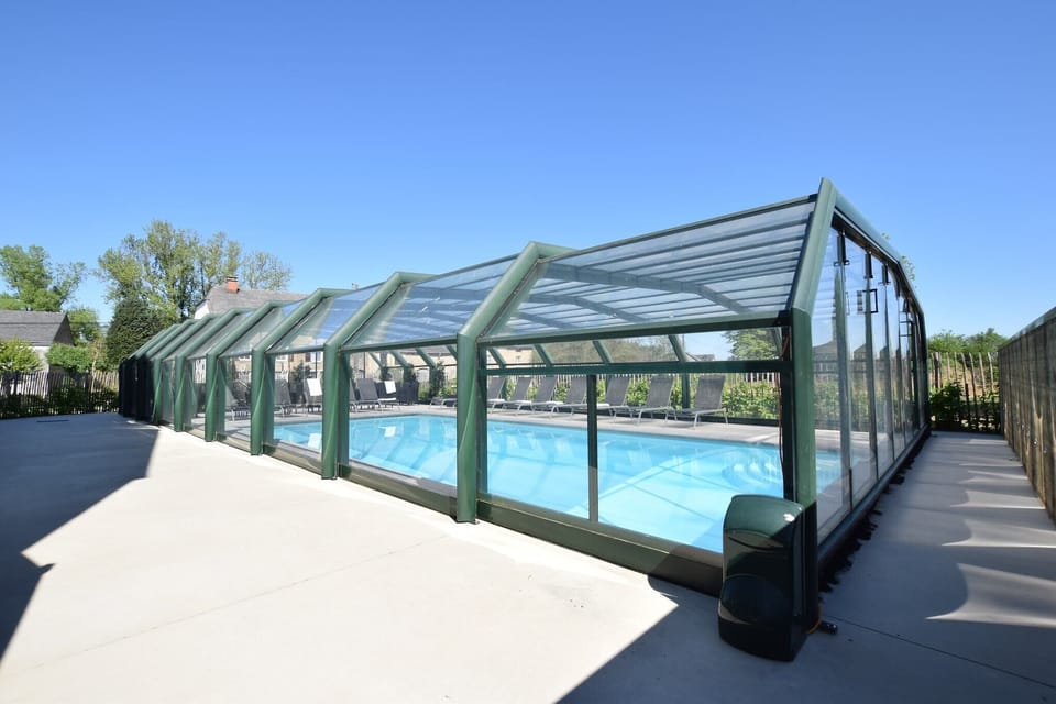 Holiday Home Swimming Pool