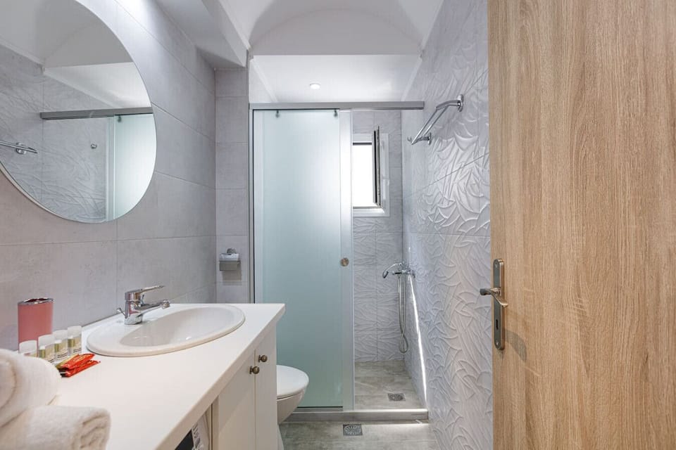 Other amenities for guests include a washing machine, iron, and ironing board.