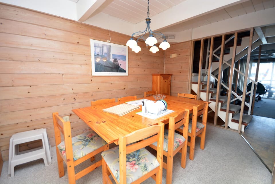 DINING-AREA