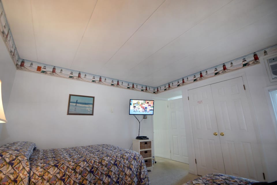 SECOND-BEDROOM