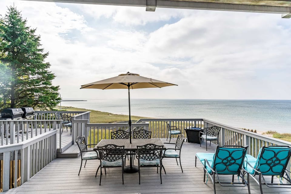 Back Deck with Plenty of Seating