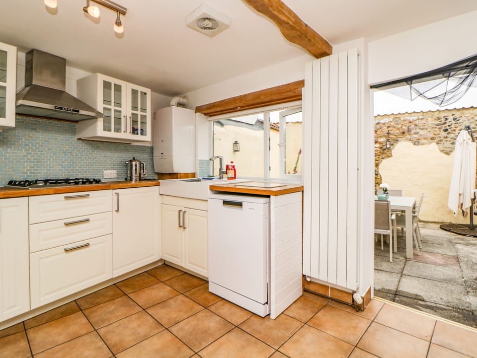 Cottage | Interior