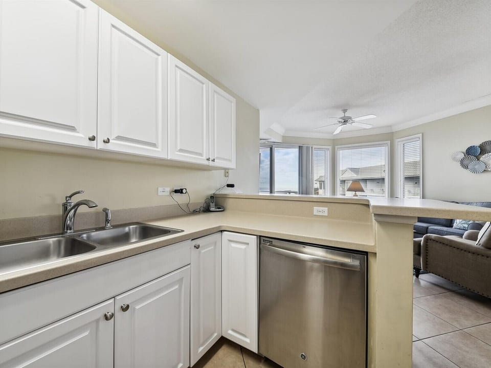 Kitchen at 2504 SeaCrest