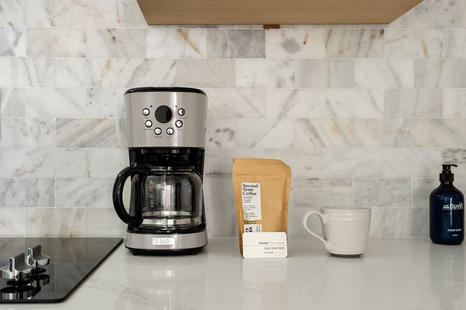 Standard Coffee Maker - 1 Bag Provided