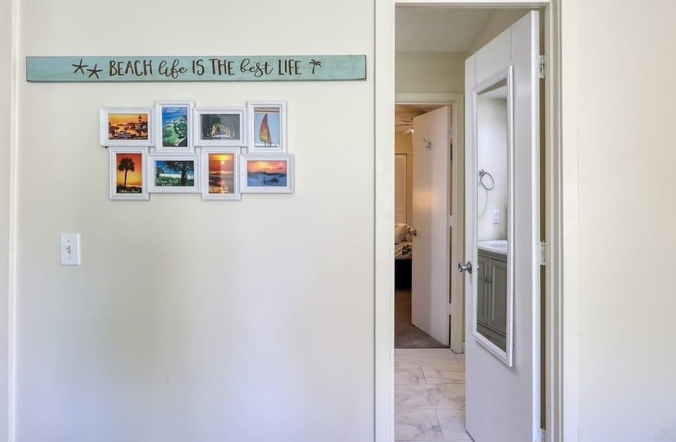 Primary Suite with Shared Bathroom