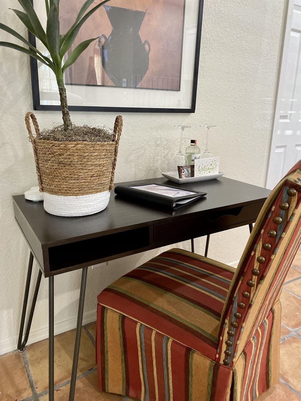 Laptop station with hardline connection to the internet.