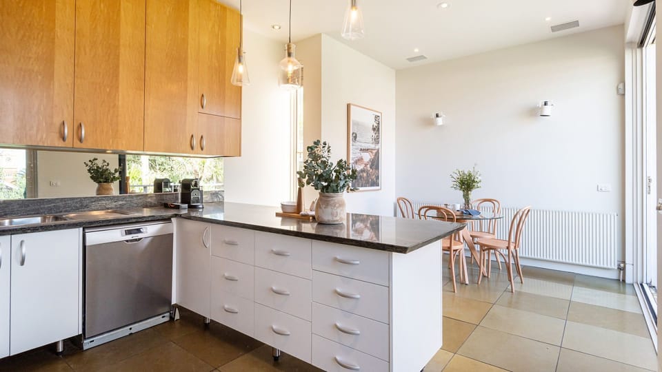 Kitchen with access to a great balcony