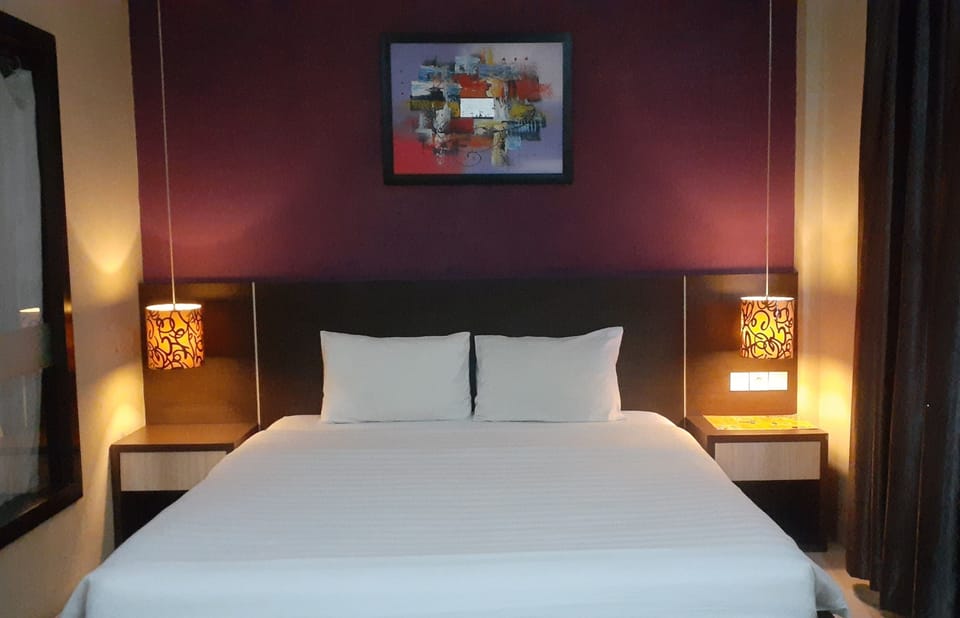 Deluxe Double Room | WiFi (free), bed sheets
