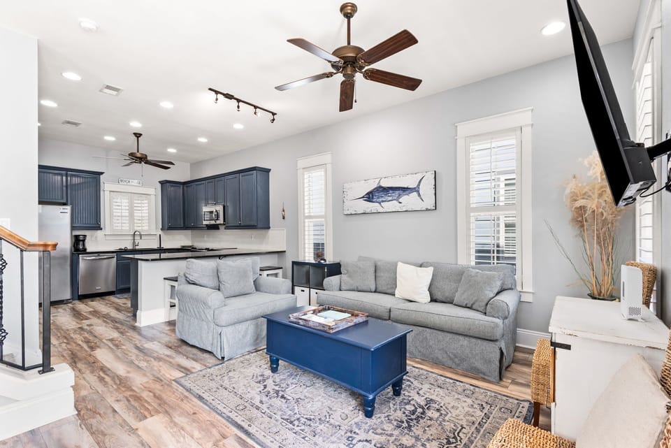 BREEZE - Living area
