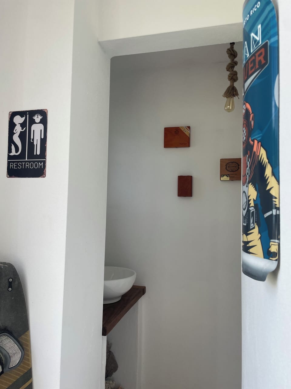 Outdoor 1/2 bathroom