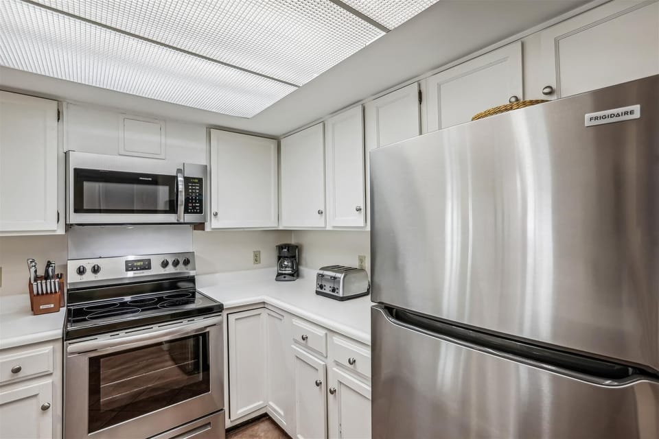 Kitchen at 1834 Beachside Tennis