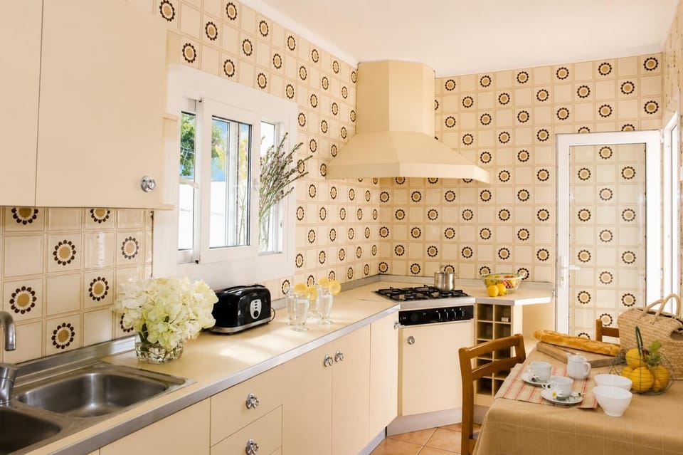 Equipped kitchen