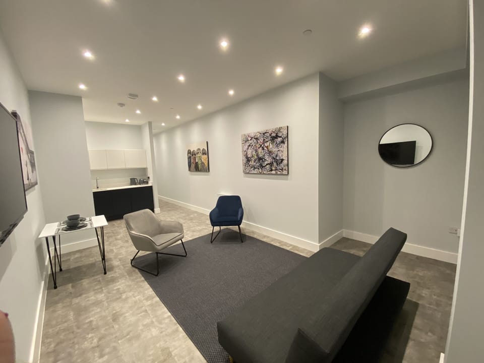 Luxury Apartment, Ensuite | Lounge
