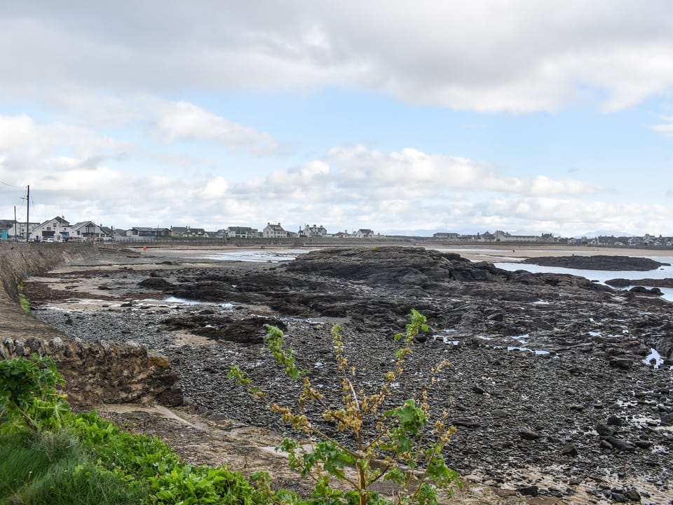 Surrounding area | King Arthur Suite, Trearddur Bay