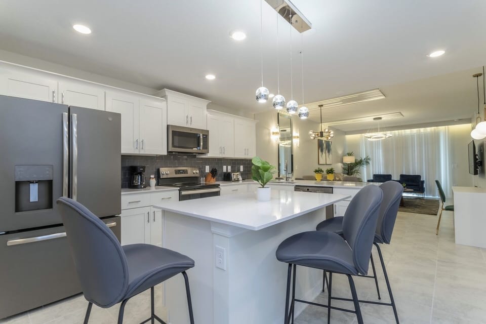 Fully equipped kitchen area.