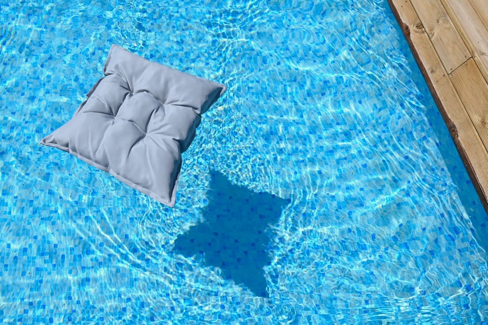 Peaceful Pool area