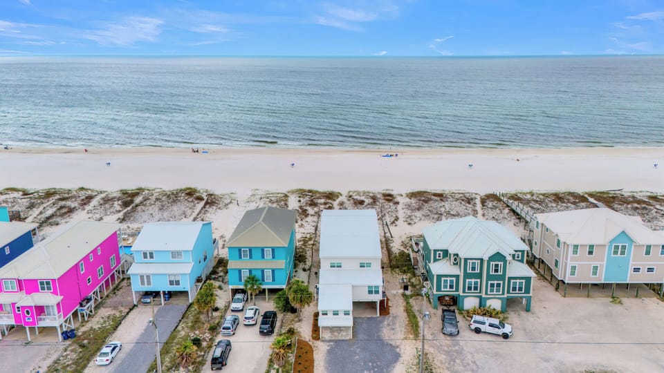 Direct beachfront home located in Gulf Shores