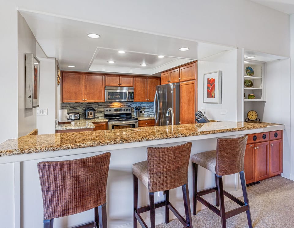 comfy and spacious bar top