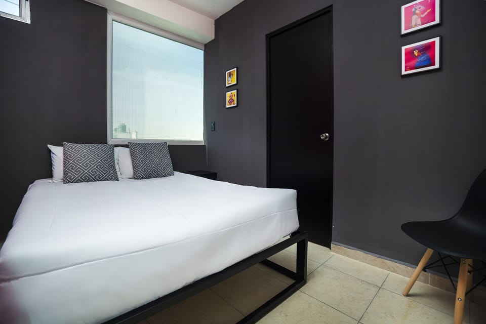 Standard with Window | WiFi (free), individually furnished, bed sheets