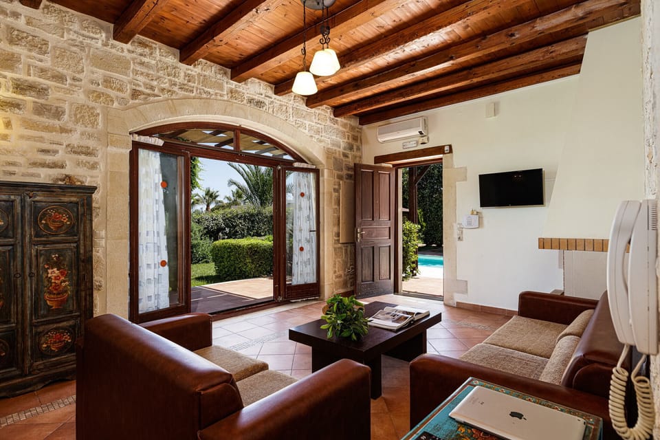 Living area of Private heated pool,Walking distance to beach & all amenities, Platanes,Rethymno,Crete