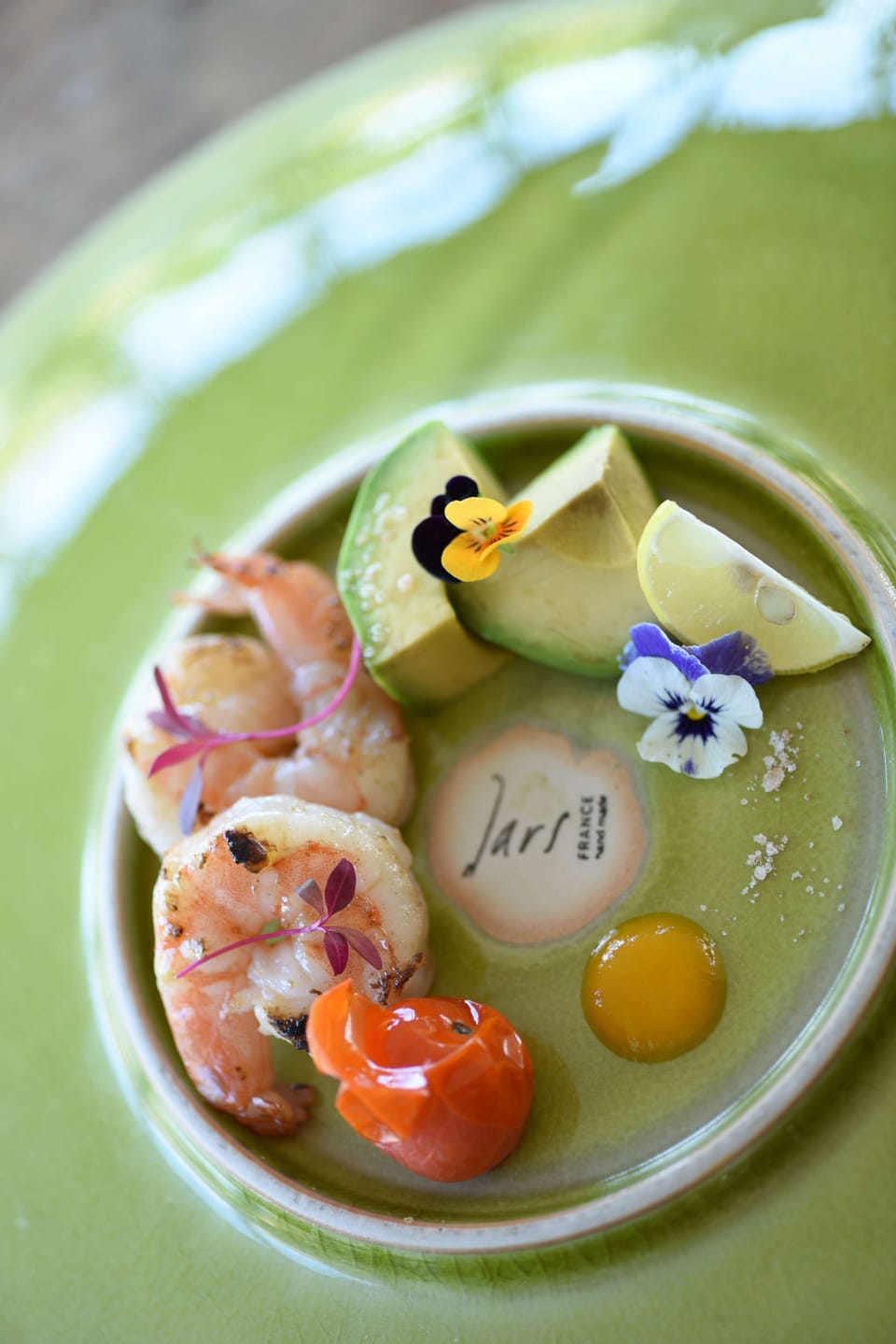 3 restaurants; breakfast, lunch, dinner, and brunch served