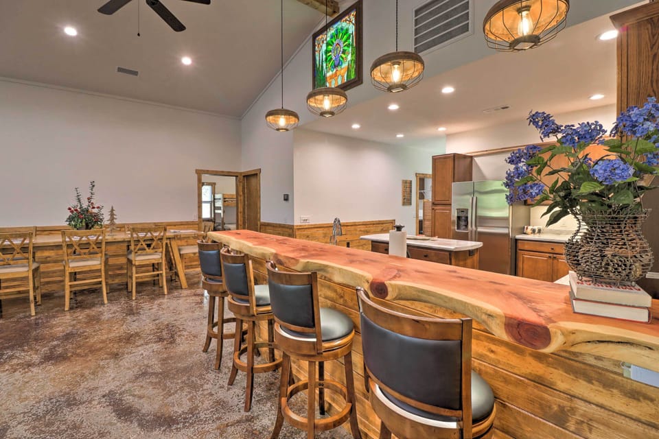 Breakfast Bar Seating