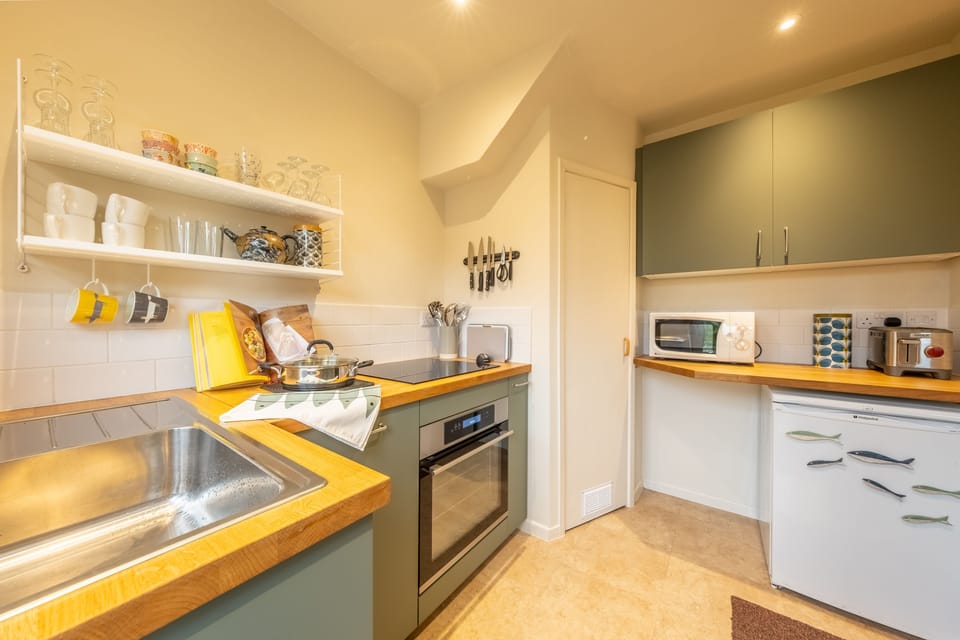 Ground floor: Kitchen