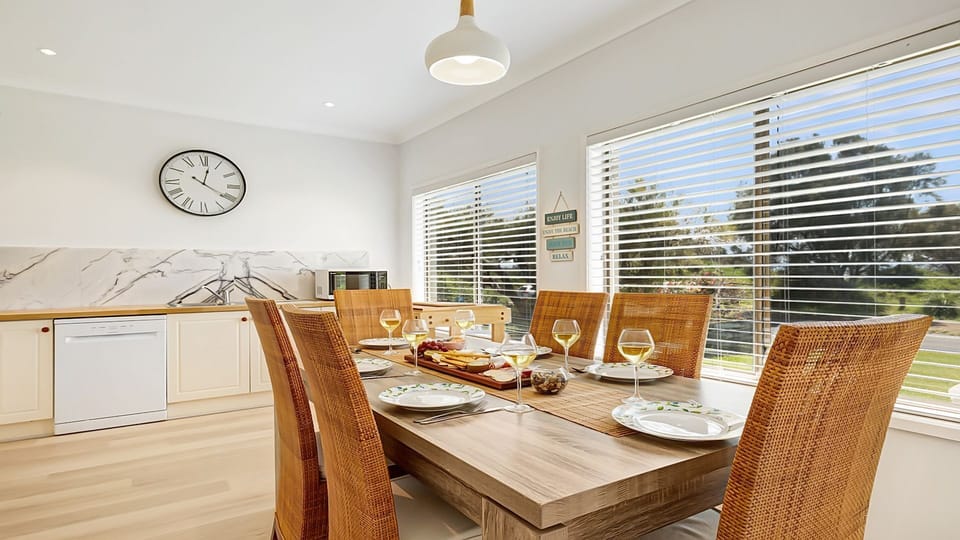 Windspray | Dining room