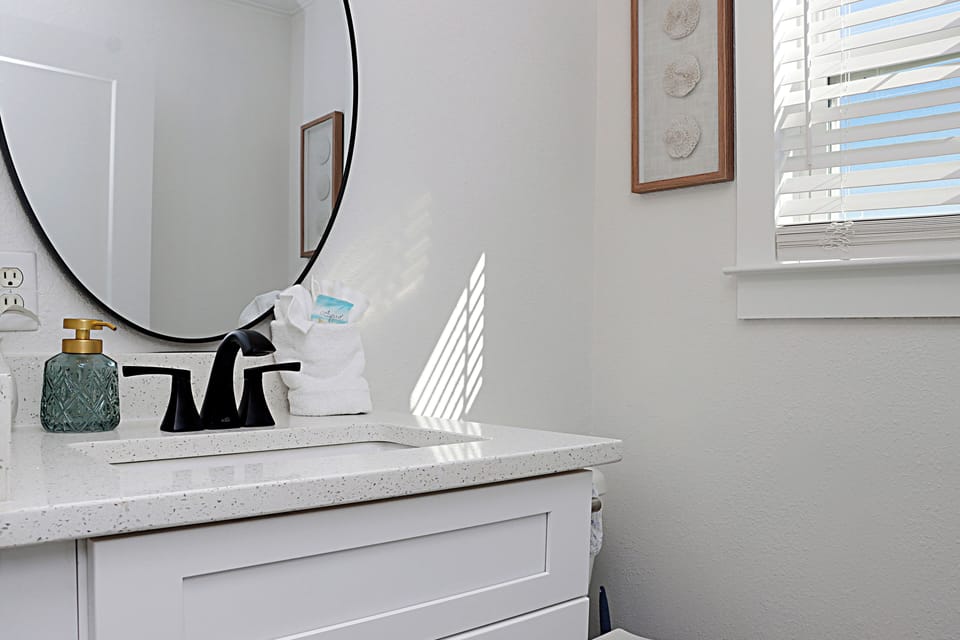 Half Bathroom Dining Area