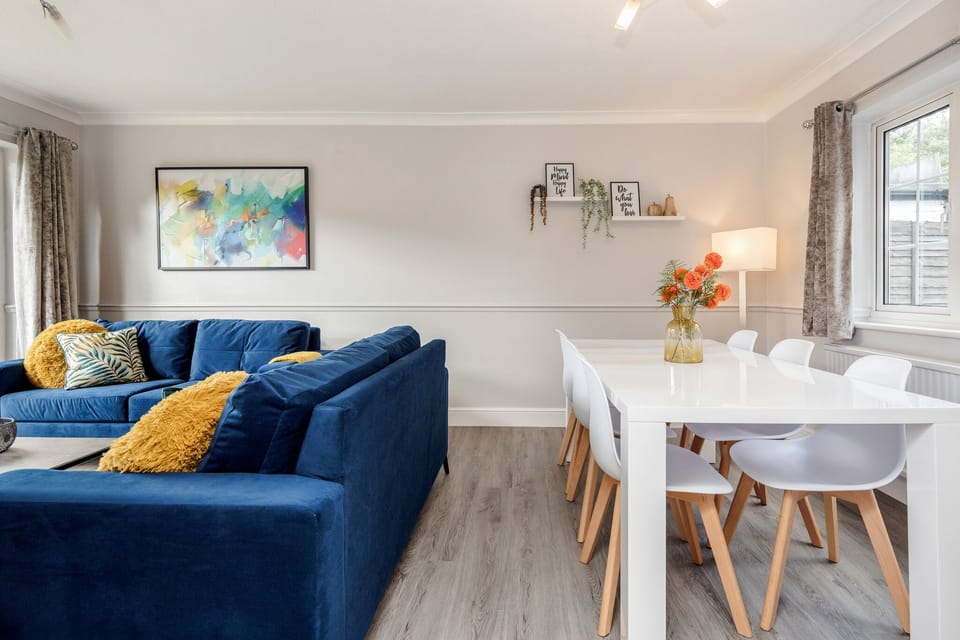 Family House | Living area | Flat-screen TV