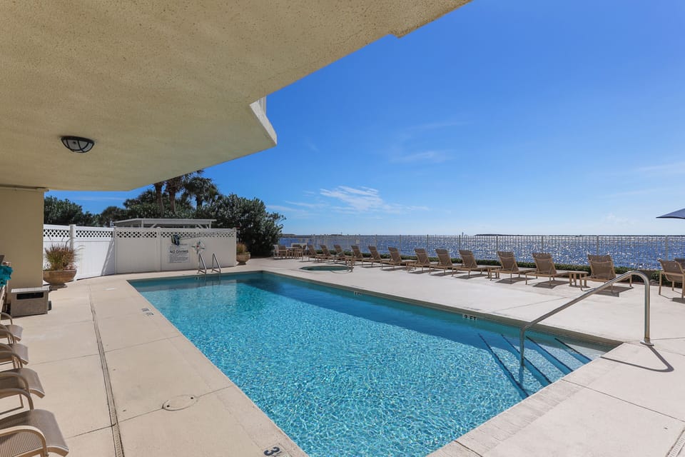 Complex Pool