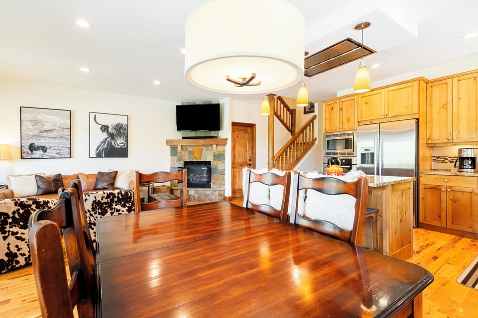 Open Concept Kitchen, Dining, and Living Area.