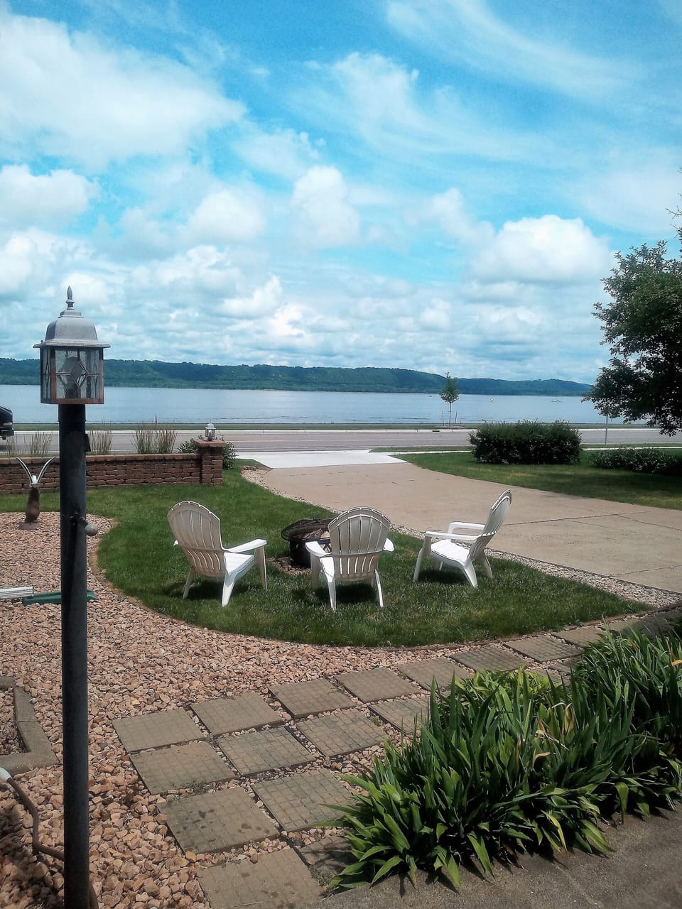 "Dramatic Views"!  You'll see panoramic views of Lake Pepin from every direction