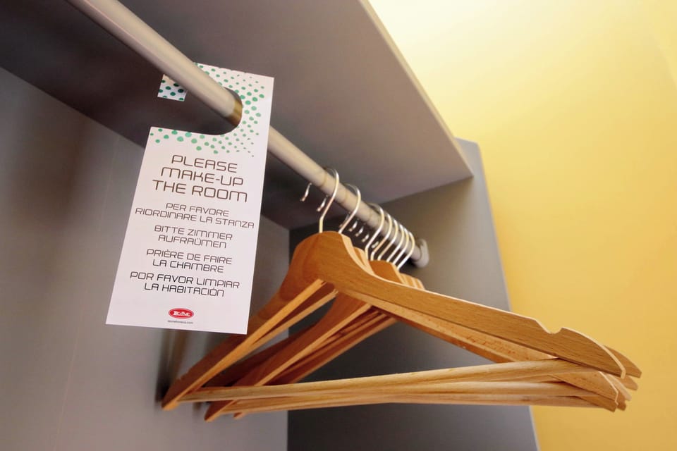 Economy Single Room | Minibar, in-room safe, individually decorated, individually furnished