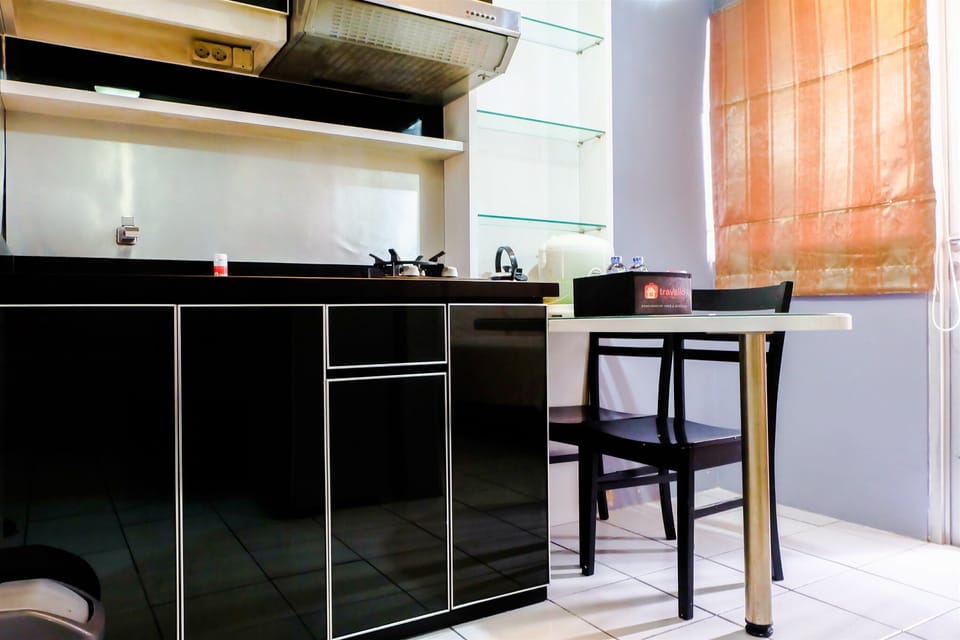 Fridge, stovetop, cookware/dishes/utensils