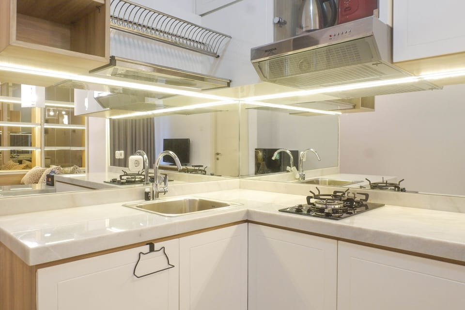 Fridge, stovetop, cookware/dishes/utensils