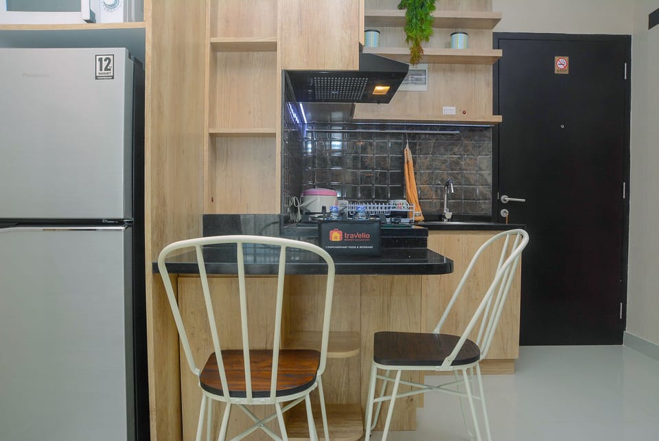 Fridge, stovetop, cookware/dishes/utensils