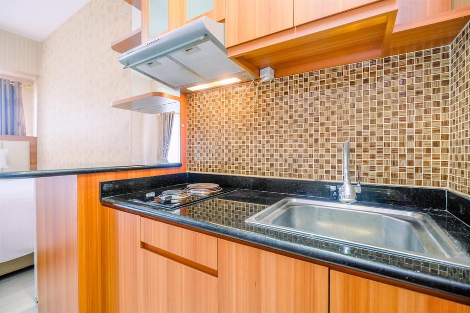 Fridge, stovetop, cookware/dishes/utensils