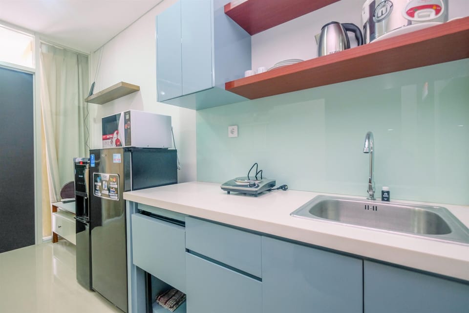 Fridge, stovetop, cookware/dishes/utensils