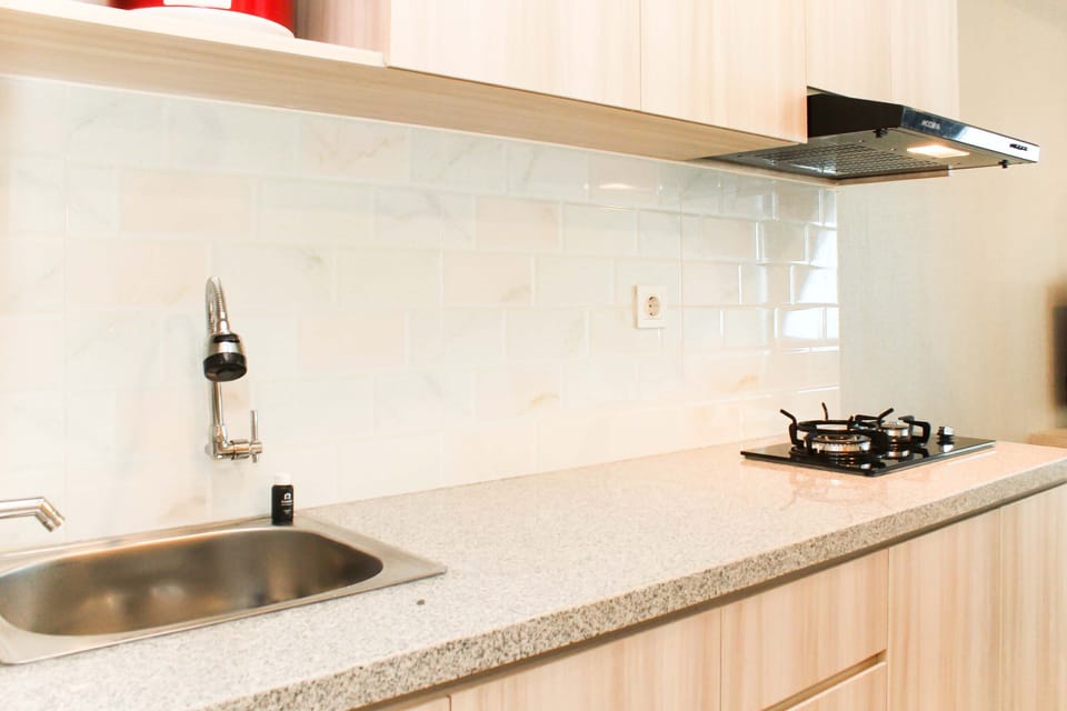 Fridge, stovetop, cookware/dishes/utensils
