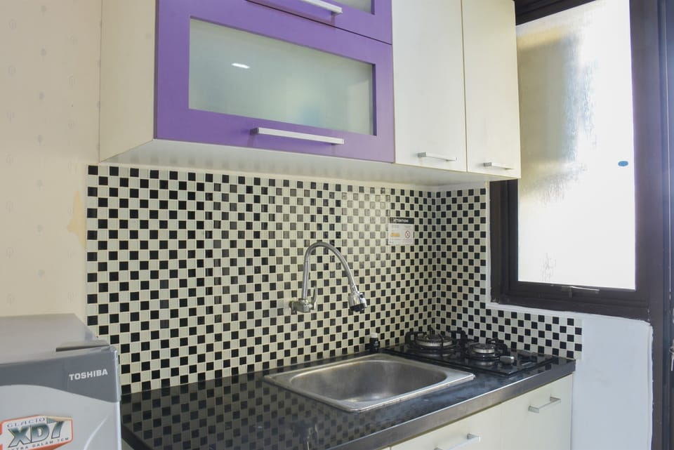Room | Private kitchen | Cookware/dishes/utensils