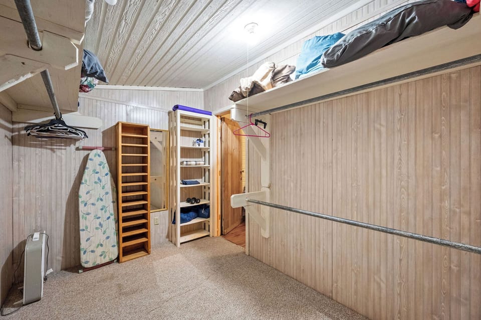 Large walk-in closet