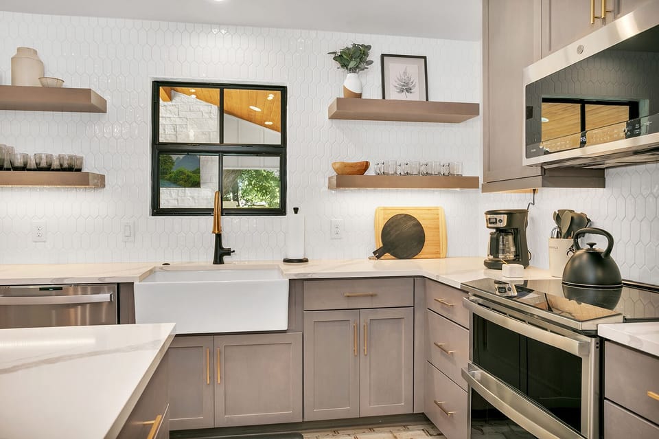 Drip Coffee Maker,Tea Kettle,Dishwasher