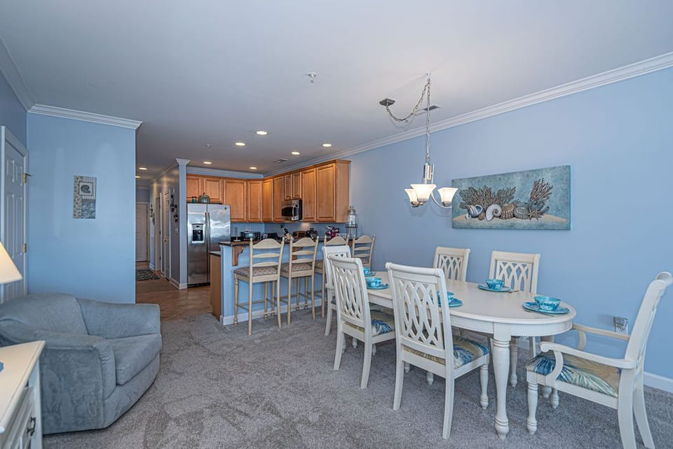 Dining-Area