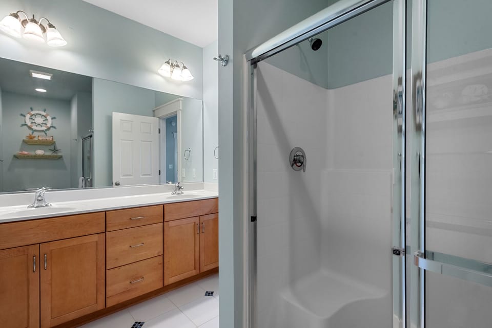 CB11: Inn No Hurry | Mid Level Bedroom 4 Private Bath