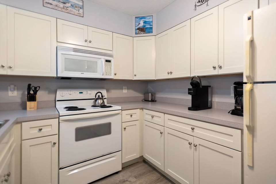 OSF15: Beach Place | Kitchen