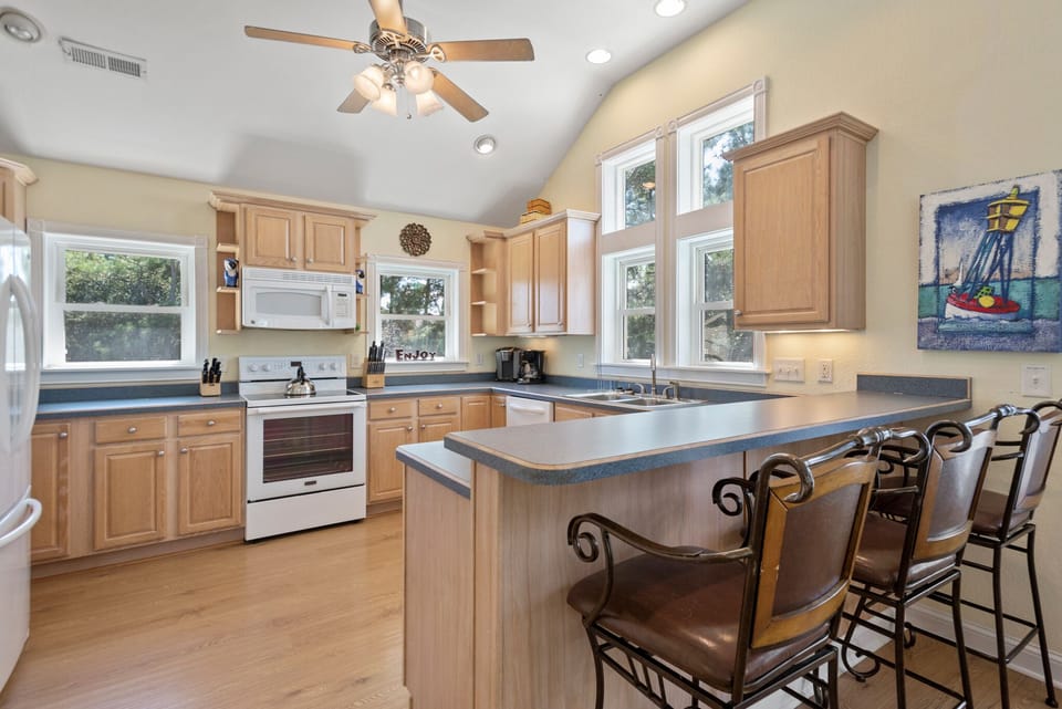 CL514: Plum Paws | Top Level Kitchen